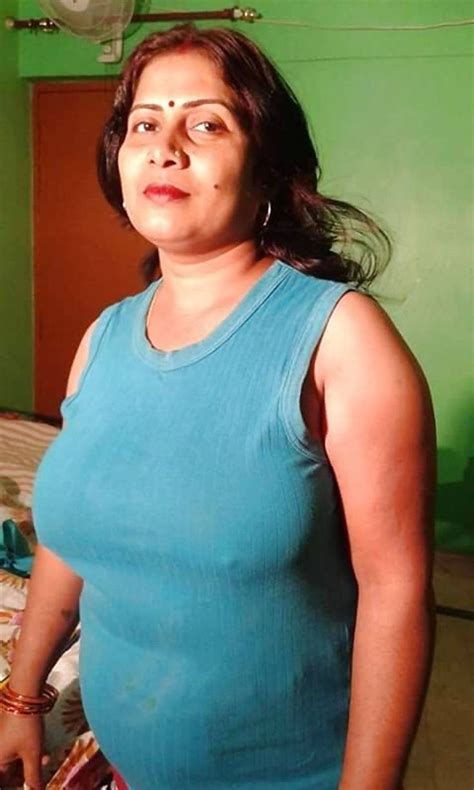 desi bhabhi nude photo|Desi Bhabhi Porn Pics & Naked Photos